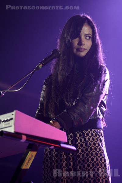 SCHOOL OF SEVEN BELLS - 2009-08-29 - SAINT CLOUD - Domaine National - Scene de l'Industrie - 